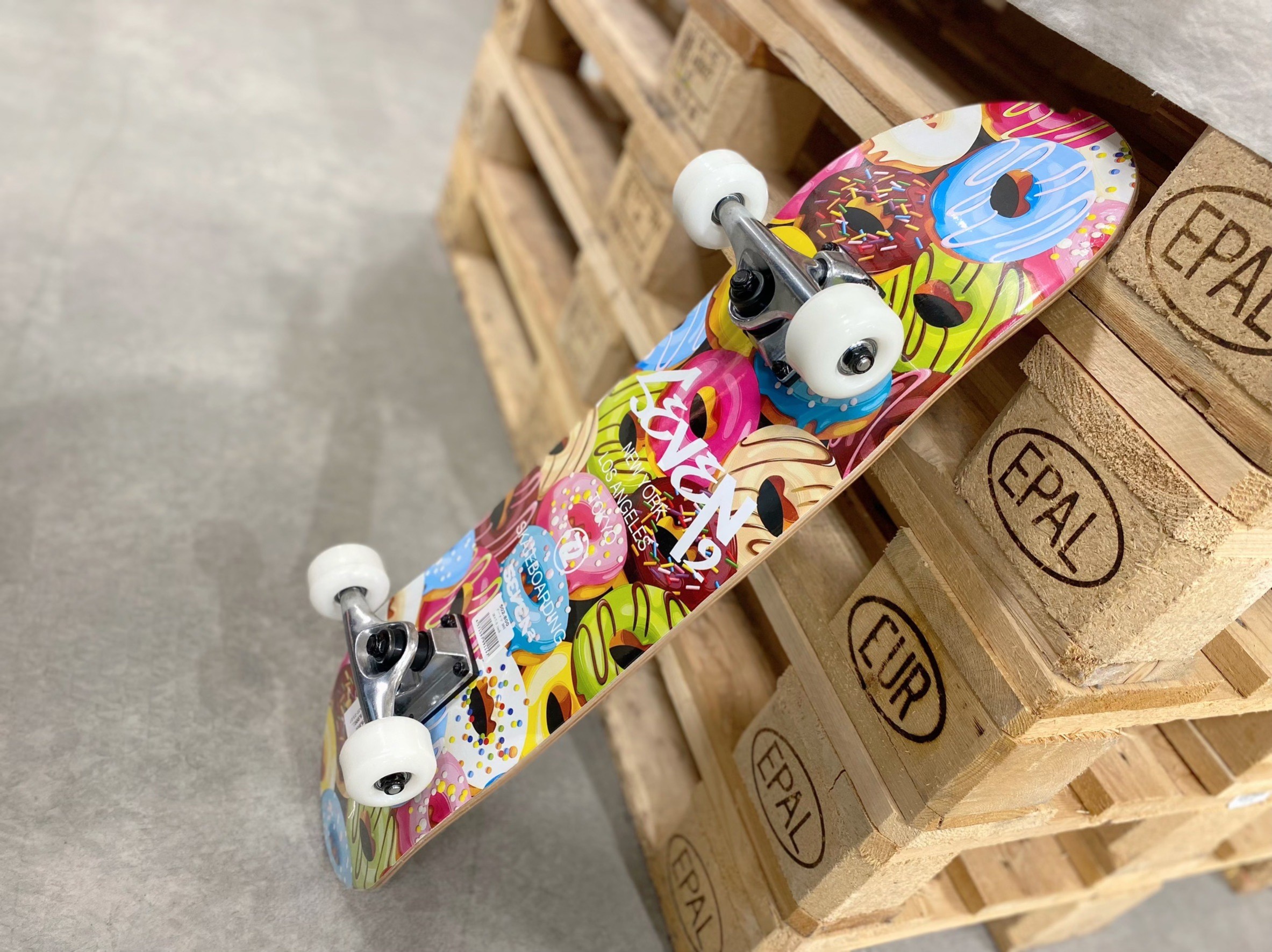 スケートボード🛹入荷しましたー🍩 | イコアス千城台